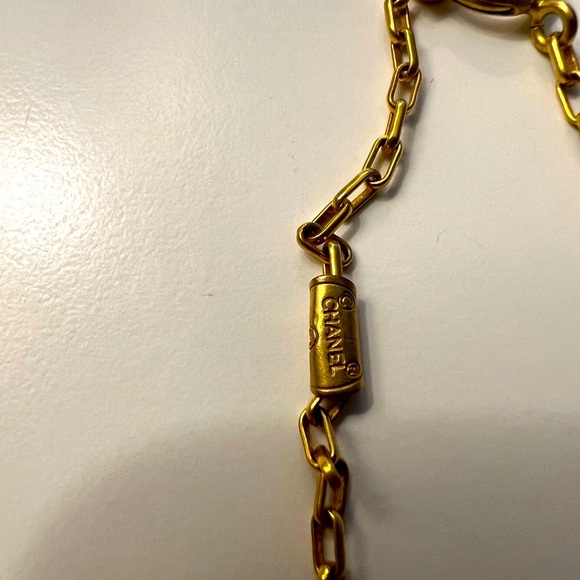 Chanel Vintage Gold Plated CC Medallion Pendant Necklace - Picture 5 of 15